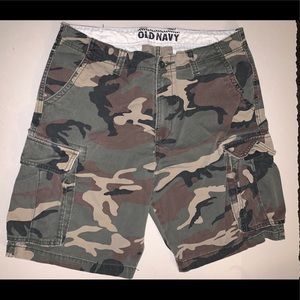 Men’s camouflage shorts
